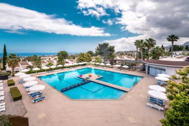 THE OLIVE TREE HOTEL