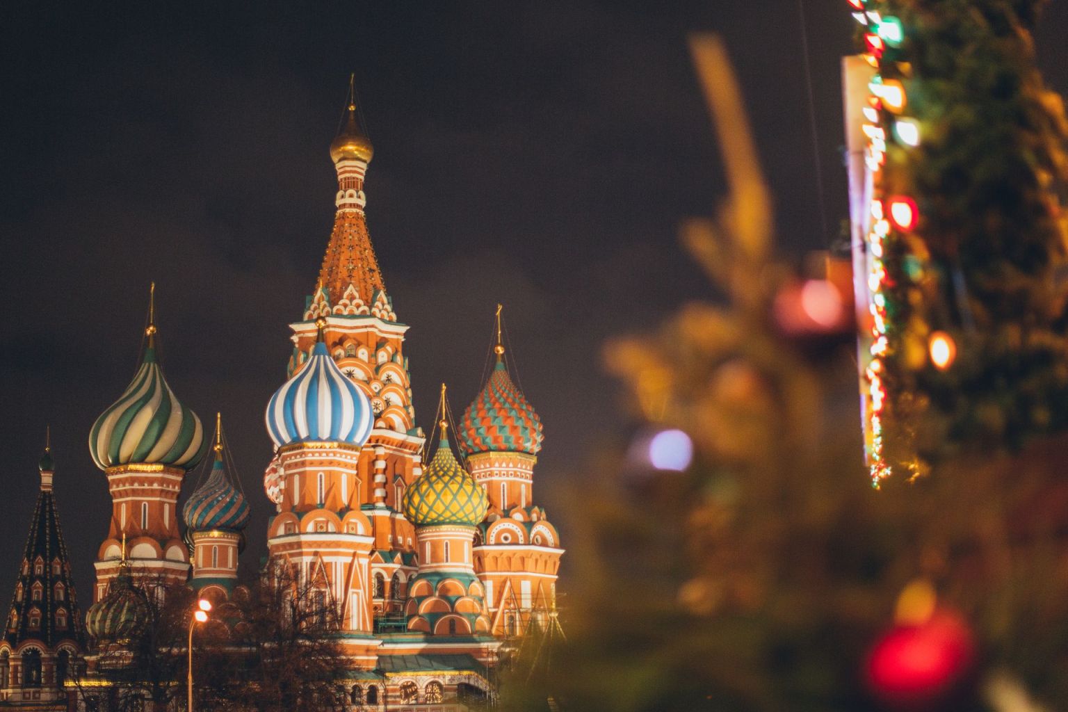 pexels-elly-fairytale-3810856.jpg