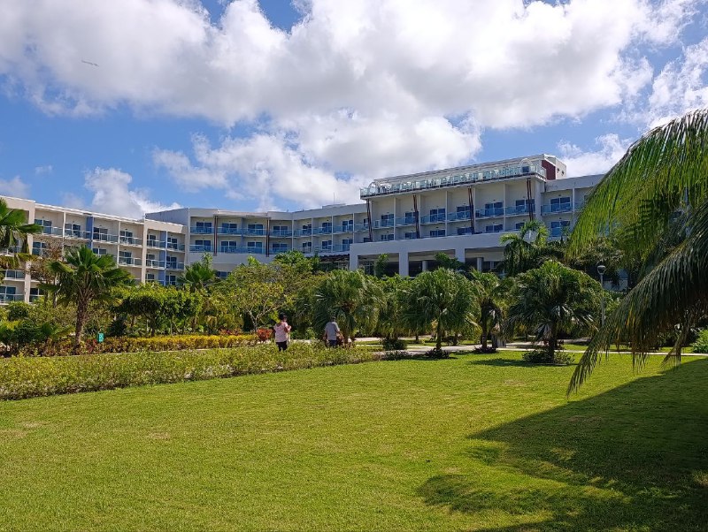 Территория (Grand).jpg